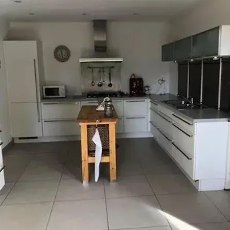 Vila Spacieuse Avec Piscine A Le Rayol-Canadel-sur-Mer